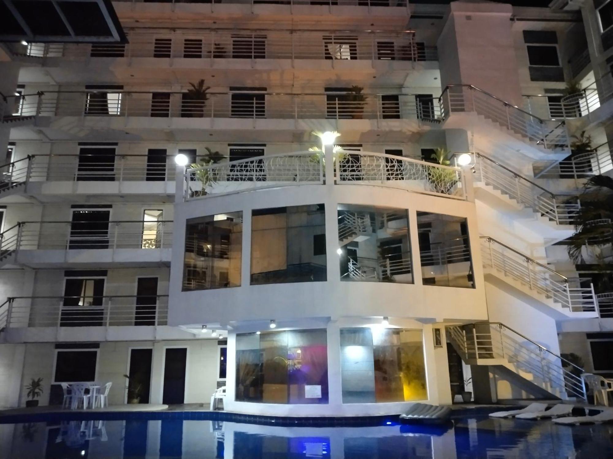 Jack Kandi Grosvenor Square Angeles Exterior foto